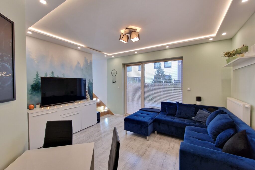 Atrakcyjny segment z ogródkiem i garażem - zdjęcie 5