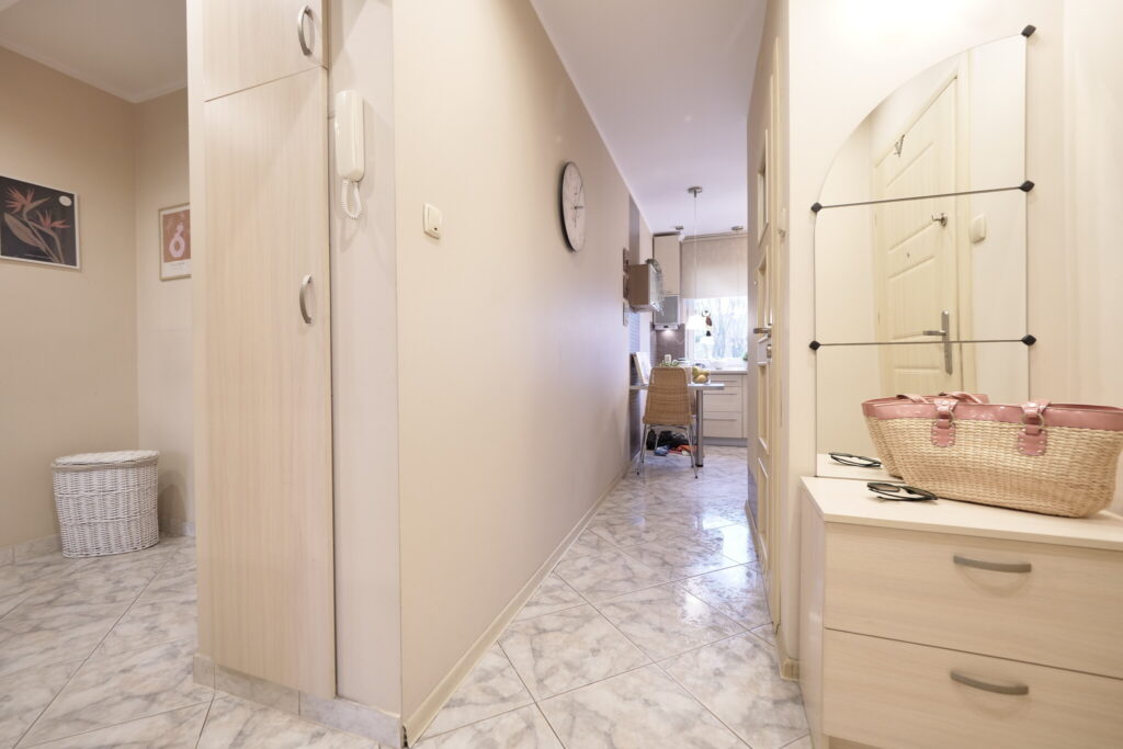 Rzadko spotykana oferta – 4 pokoje + opcja garażu! - zdjęcie 4