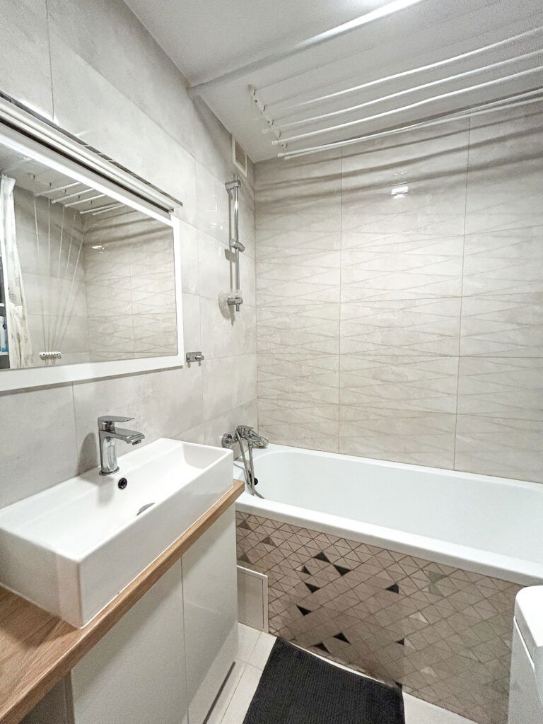 Trzypokojowe mieszkanie na Serbinowie w Mińsku Maz - zdjęcie 13