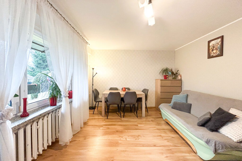 Trzypokojowe mieszkanie na Serbinowie w Mińsku Maz - zdjęcie 4