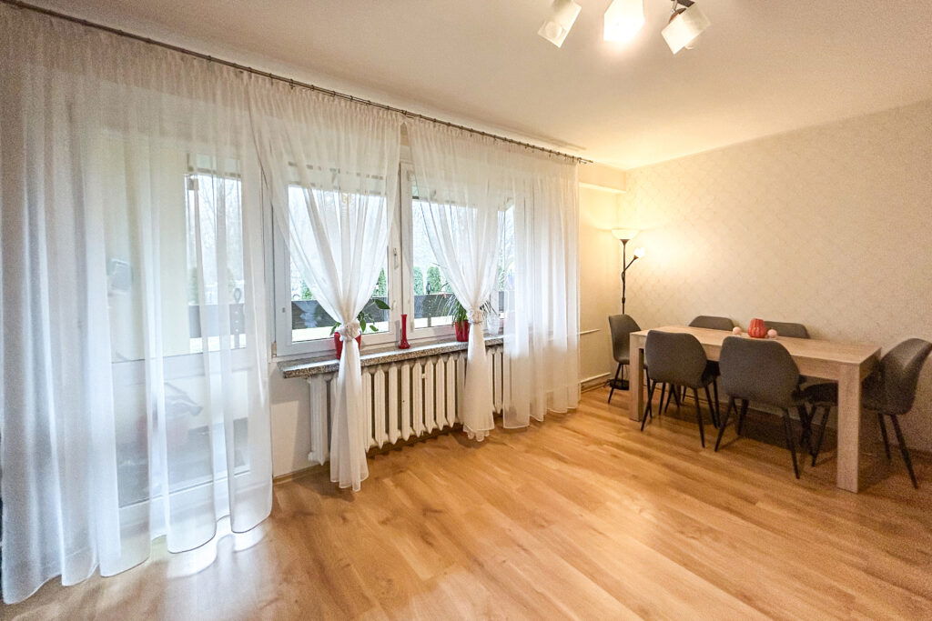 Trzypokojowe mieszkanie na Serbinowie w Mińsku Maz - zdjęcie 5