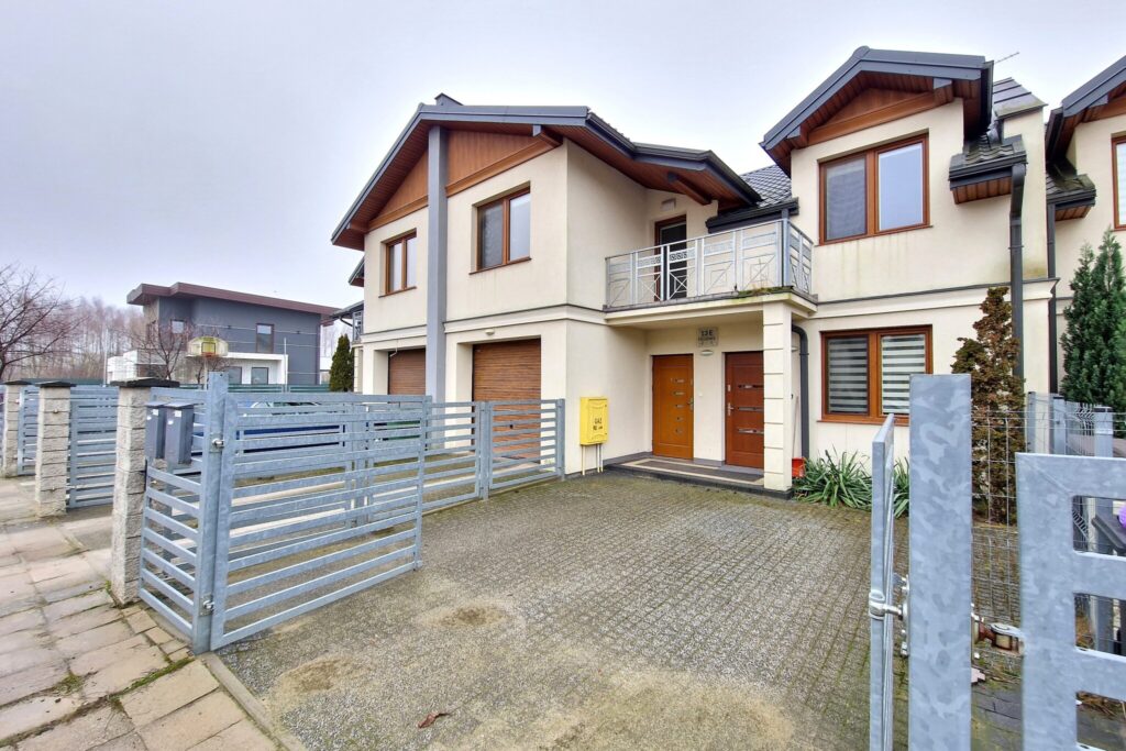 Segment w zabudowie szeregowej ul. Fieldorfa - zdjęcie 1