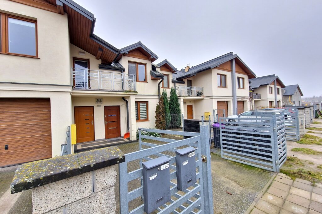 Segment w zabudowie szeregowej ul. Fieldorfa - zdjęcie 2