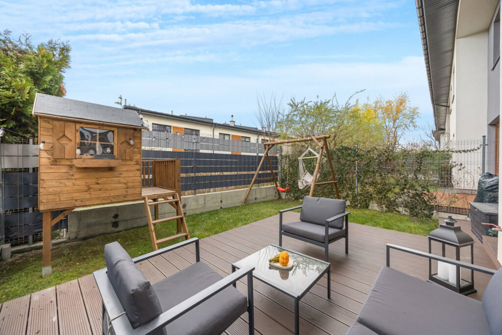 Słoneczny segment z ogródkiem i garażem pod lasem! - zdjęcie 10