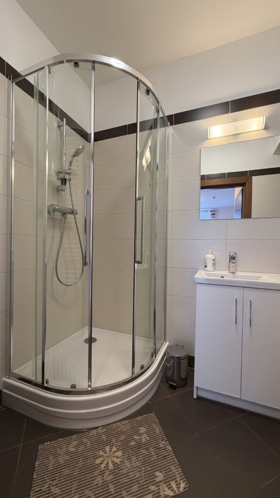 Aquamarina Studio z balkonem i garażem - zdjęcie 10