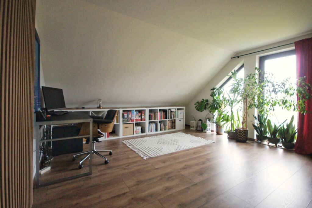 Komfortowy dom z garażem w Krępsku, gmina Goleniów - zdjęcie 22