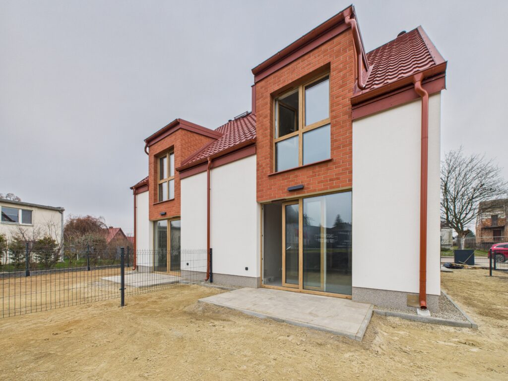 Dom w Zabudowie bliźniaczej w okolicy Trójmiasta - zdjęcie 7