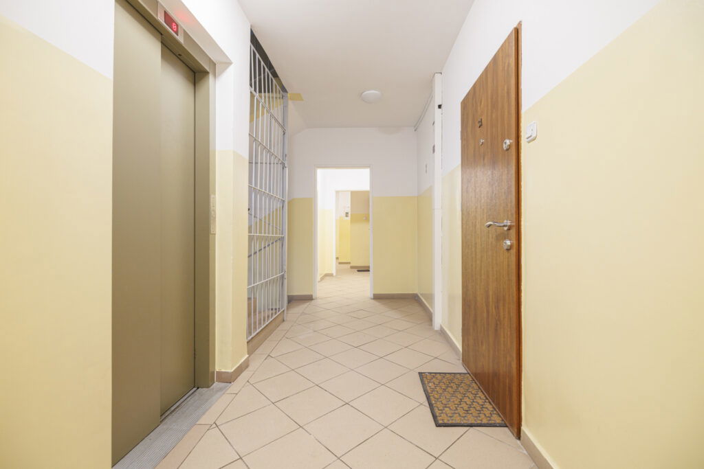 2 pokoje | oddzielna kuchnia | winda | balkon - zdjęcie 11