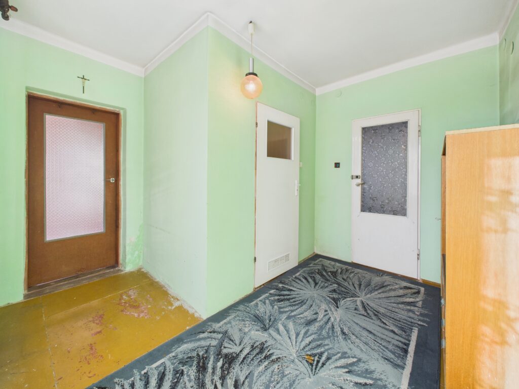 Jednorodzinny, wolnostojący, garaż - cicha okolica - zdjęcie 3