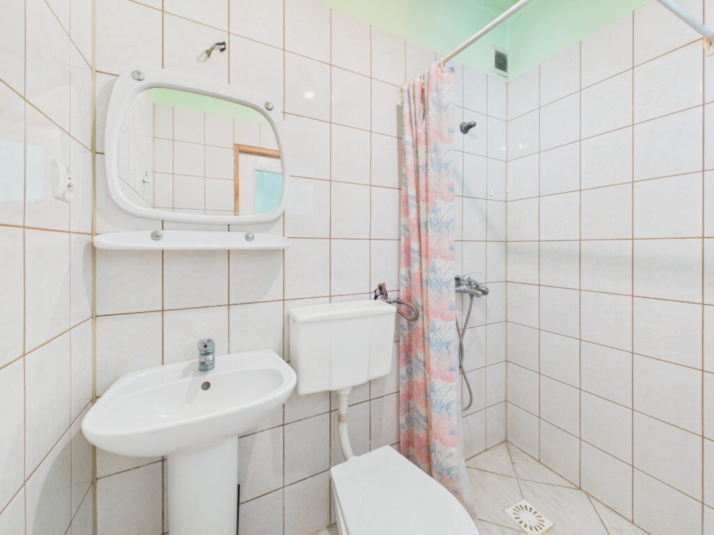 Jednorodzinny, wolnostojący, garaż - cicha okolica - zdjęcie 6