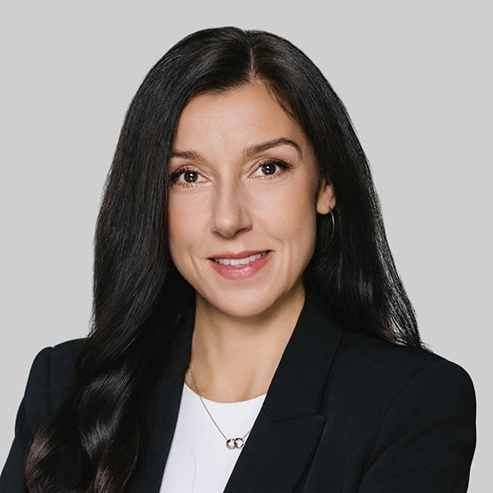 Kinga Kozłowska - Agent Nieruchomości - Freedom