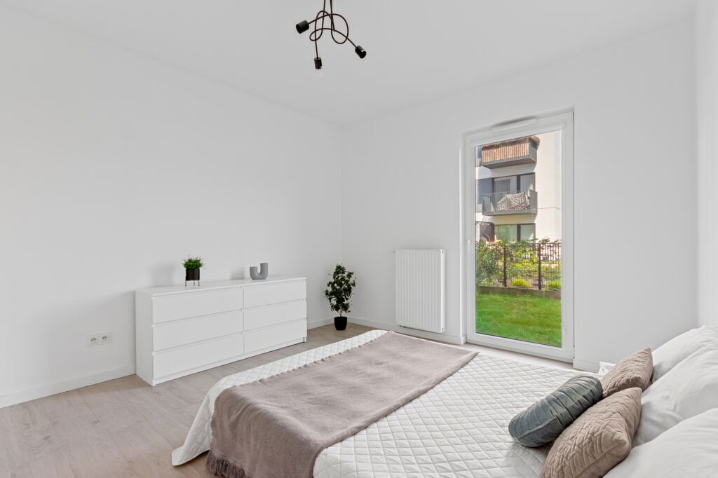 Przestronne mieszkanie z ogródkiem na sprzedaż! - zdjęcie 6