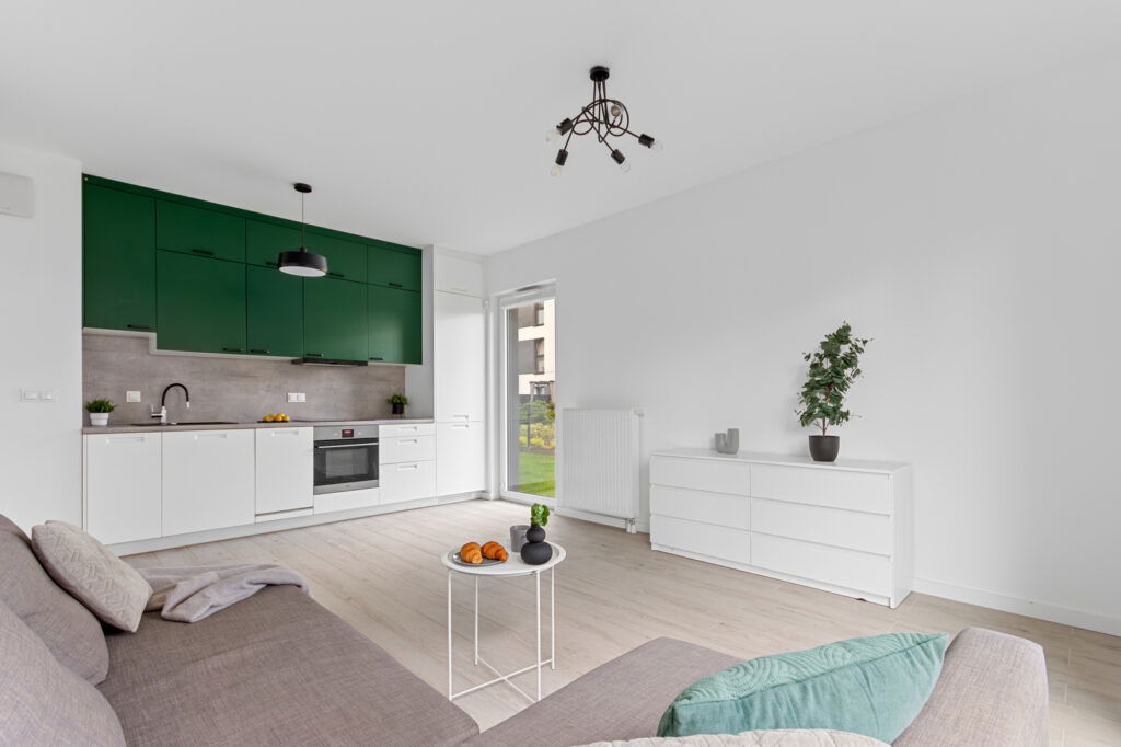 Przestronne mieszkanie z ogródkiem na sprzedaż! - zdjęcie 3