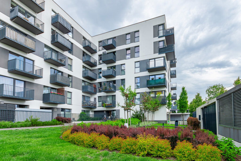 Przestronne mieszkanie z ogródkiem na sprzedaż! - zdjęcie 21