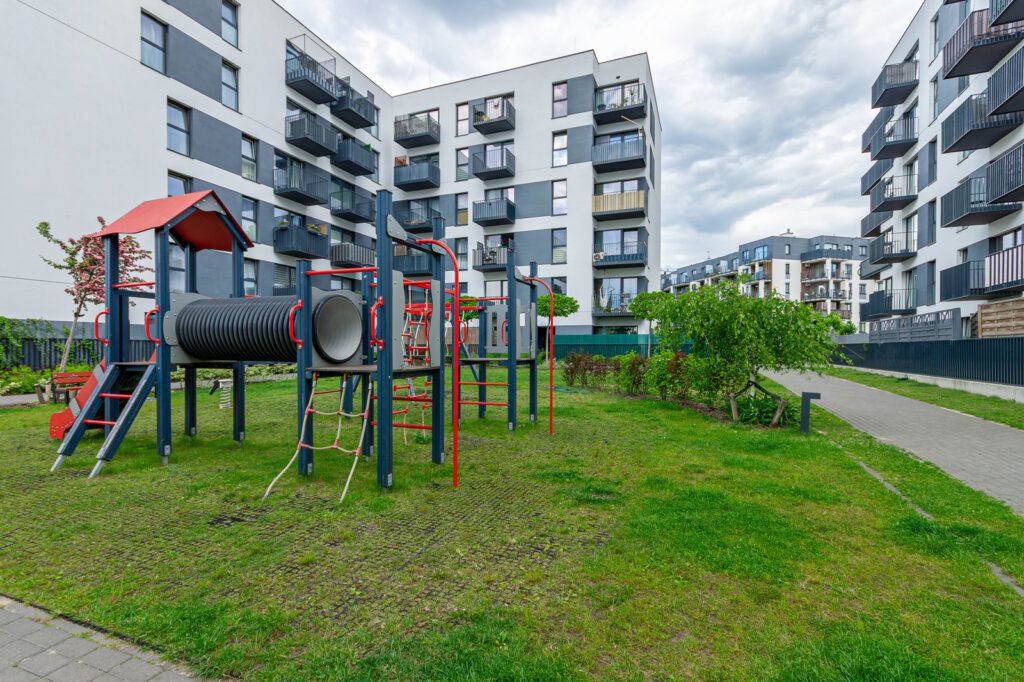 Przestronne mieszkanie z ogródkiem na sprzedaż! - zdjęcie 22