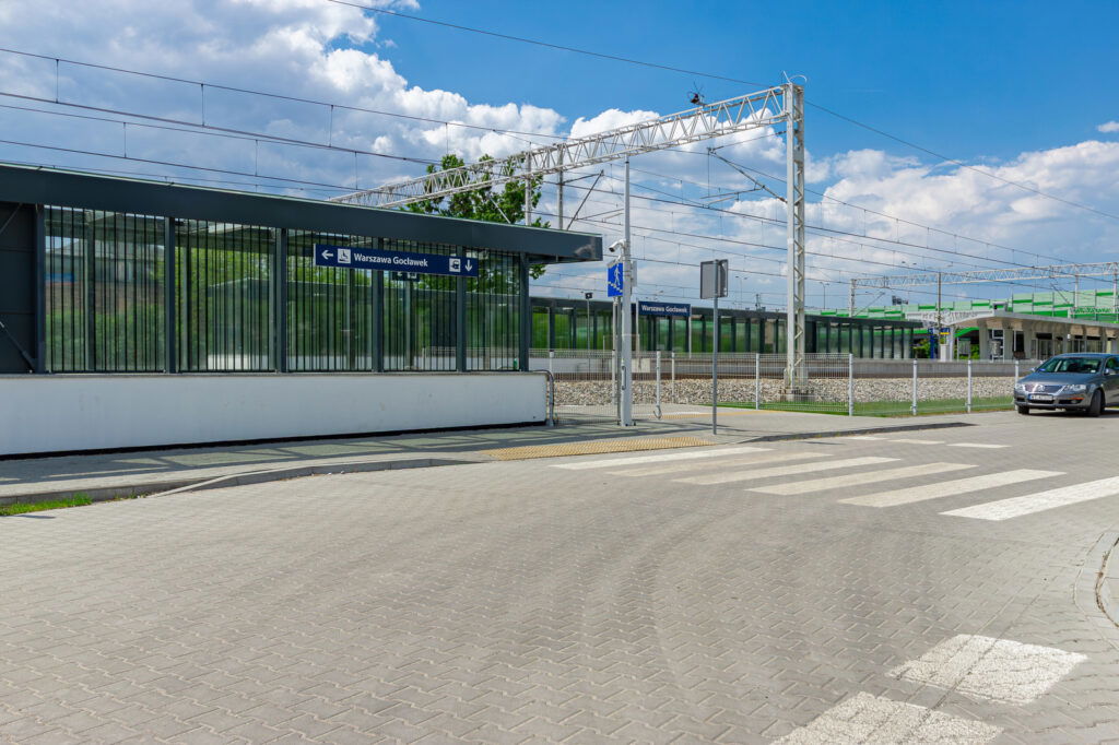 Przestronne mieszkanie z ogródkiem na sprzedaż! - zdjęcie 25