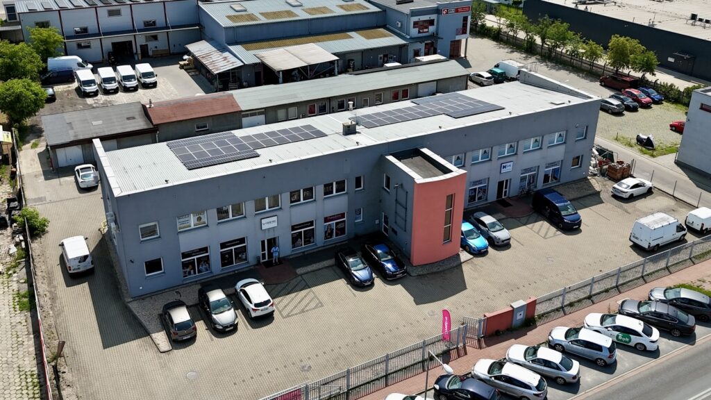 Nowoczesny budynek biurowy – Częstochowa - zdjęcie 1