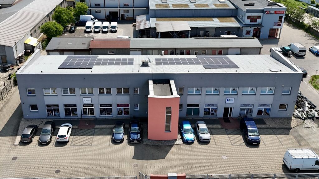 Nowoczesny budynek biurowy – Częstochowa - zdjęcie 2