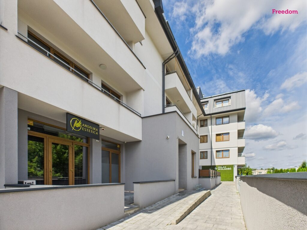 2-pokojowe mieszkanie na 2 piętrze os. Wolność - zdjęcie 23