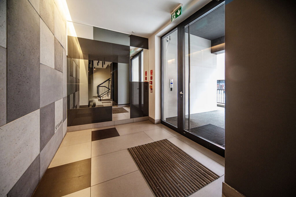 Nowoczesne 2 pokoje przy Metrze Szwedzka – 45 m². - zdjęcie 17