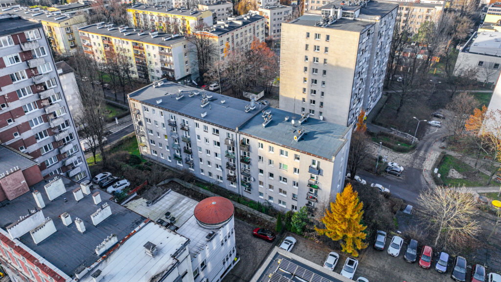 Dwa pokoje z balkonem. Lokalizacja: AWF, centrum - zdjęcie 1