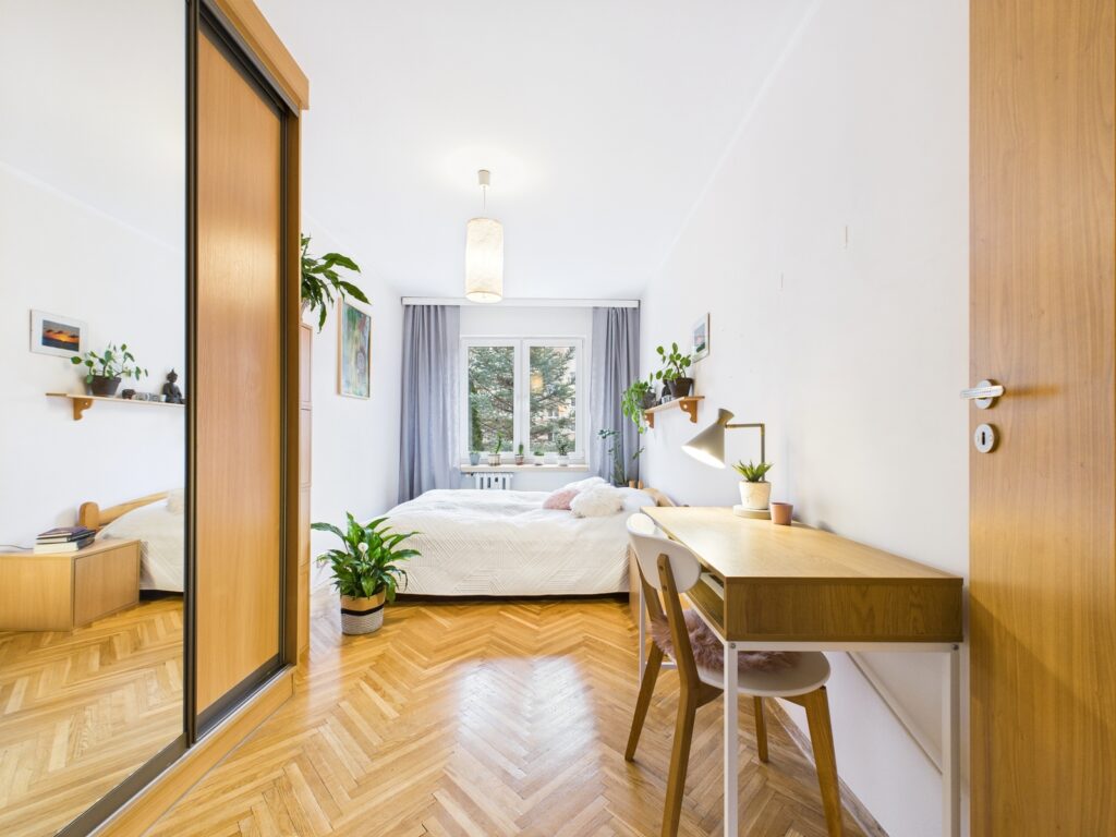 3 pokoje na I piętrze * Cegła * ul.WIERZBOWA - zdjęcie 1