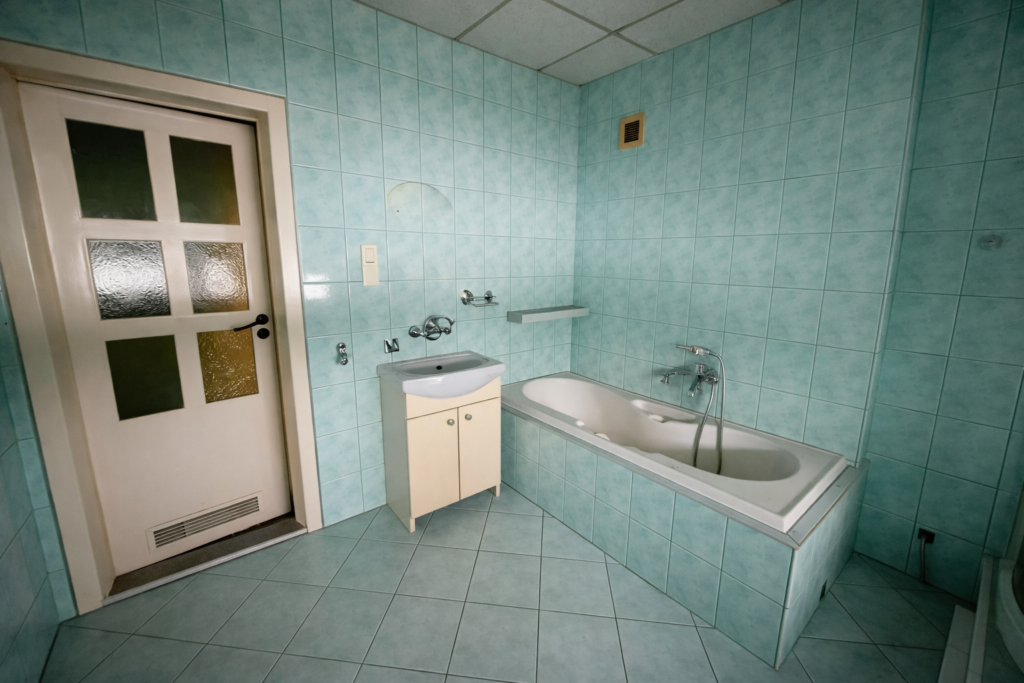 Przestronne mieszkanie z działką – Tarnowskie Góry - zdjęcie 2