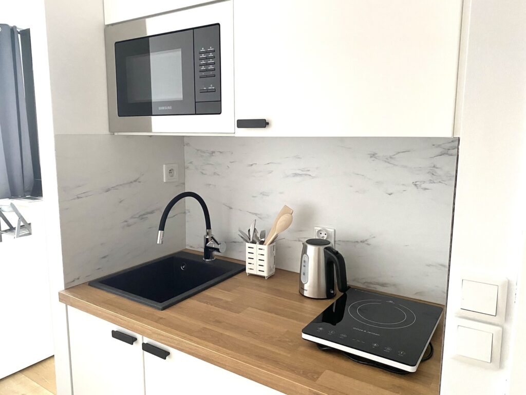 Dobra inwestycja na Włochach - zdjęcie 4