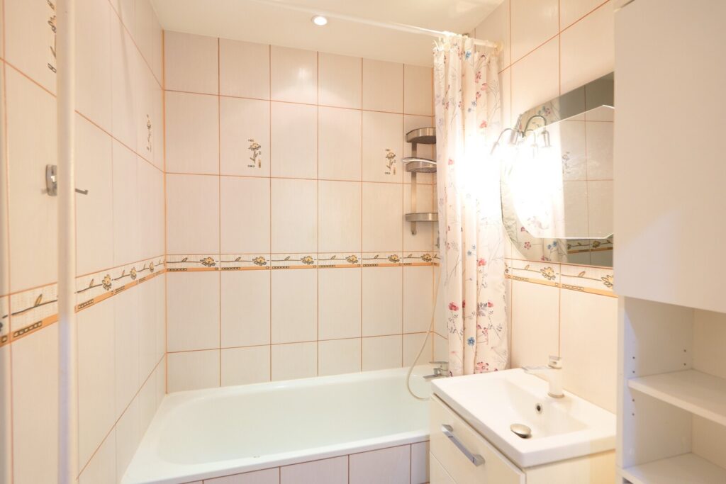 Na sprzedaż mieszkanie 3-pokojowe w Bełchatowie - zdjęcie 8