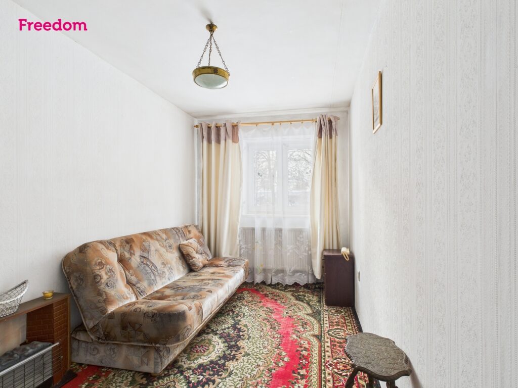 3 pokoje na Mokotowie, ul. Jadźwingów, do remontu - zdjęcie 3