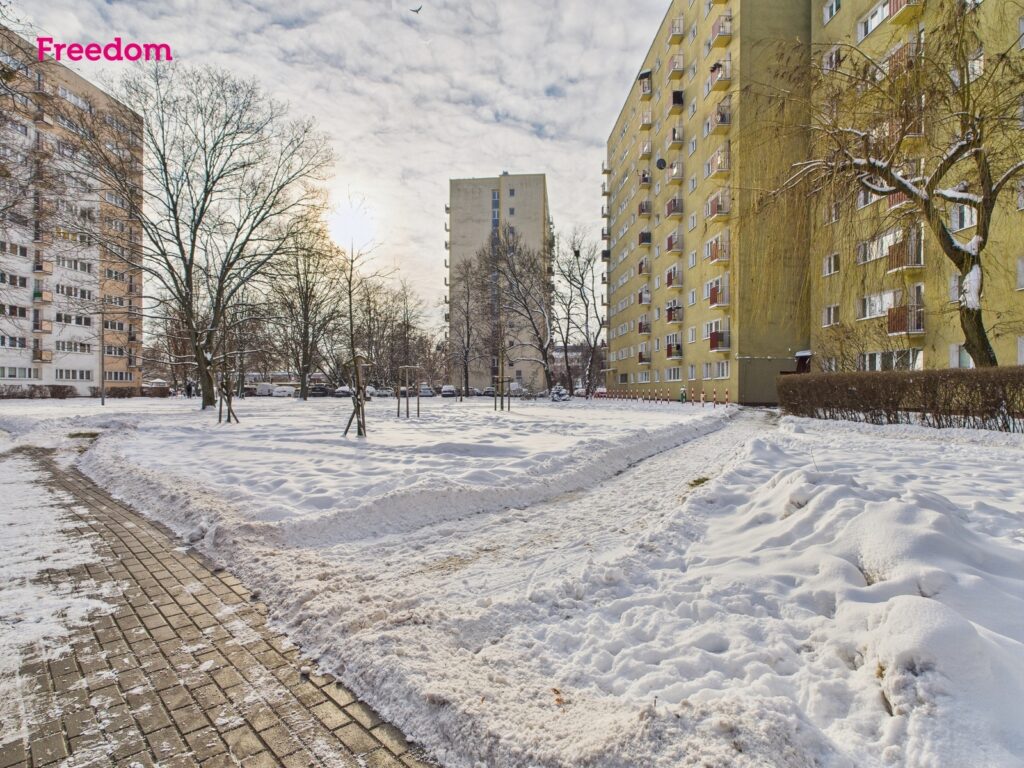 3 pokoje na Mokotowie, ul. Jadźwingów, do remontu - zdjęcie 11