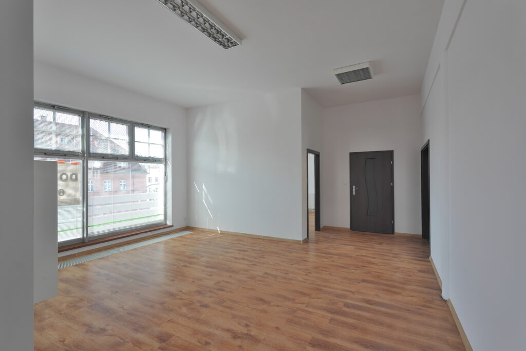 Lokal biurowy w centrum Jeleniej Góry! - zdjęcie 1