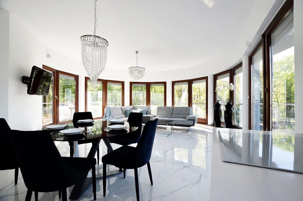 Nowoczesny apartament blisko centrum - zdjęcie 1