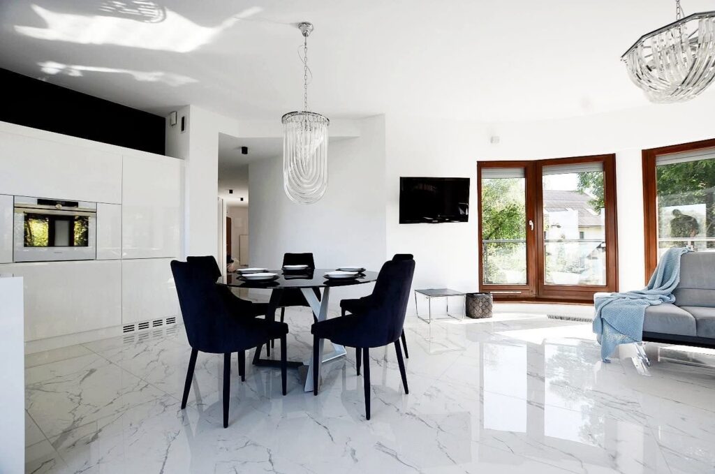 Nowoczesny apartament blisko centrum - zdjęcie 2