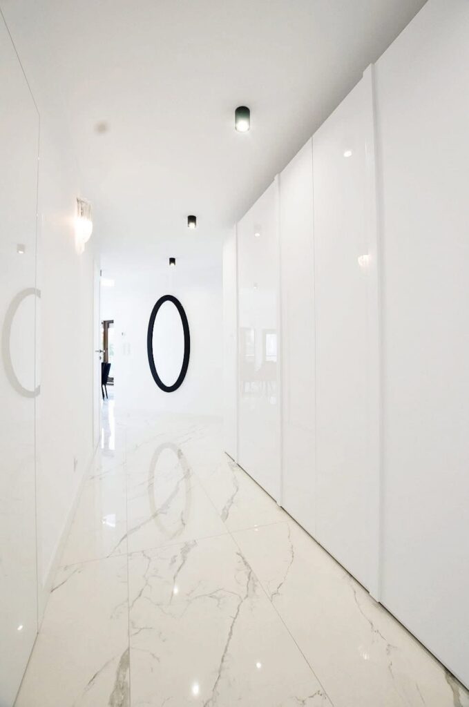 Nowoczesny apartament blisko centrum - zdjęcie 11