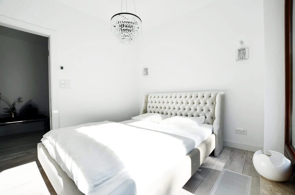 Nowoczesny apartament blisko centrum - zdjęcie 12