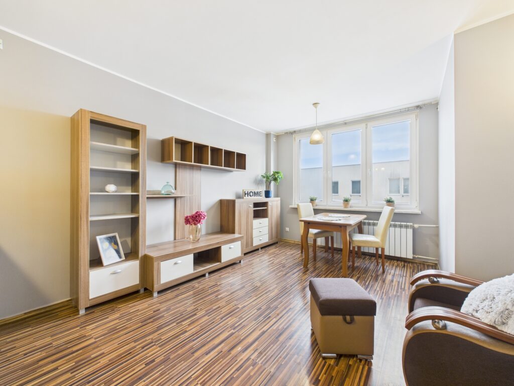 Dąbrowa czeka: Twój dom blisko natury! - zdjęcie 1