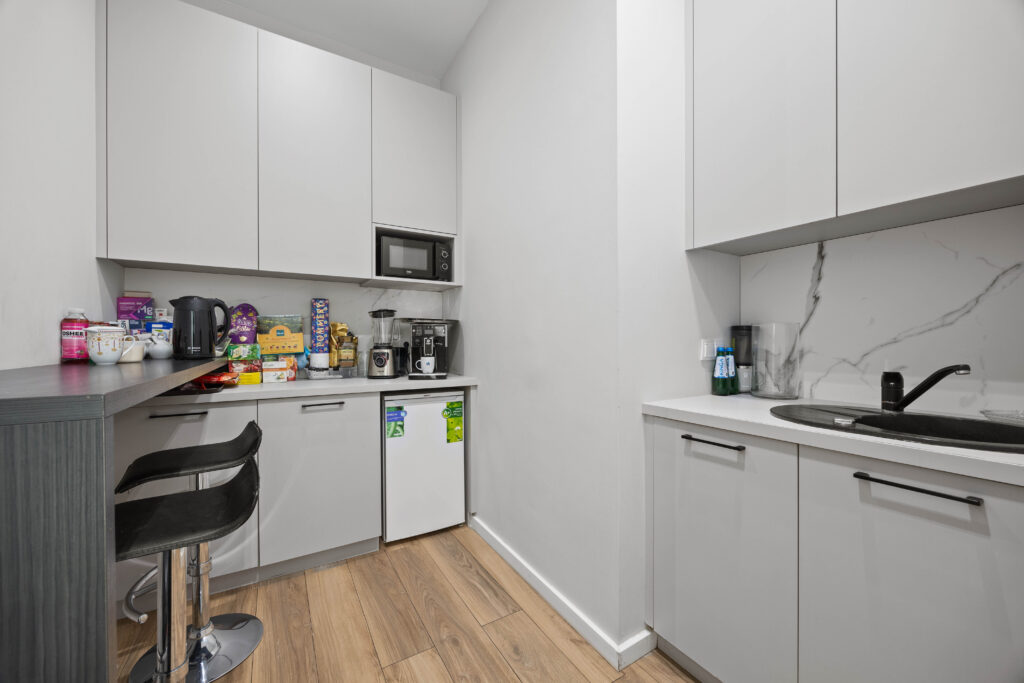 Na sprzedaż lokal usługowy 144 m² - zdjęcie 6