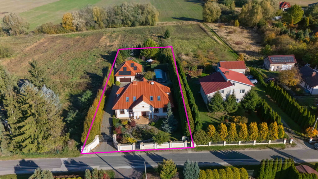 Komfortowa rezydencja z basenem pod Koninem - zdjęcie 21