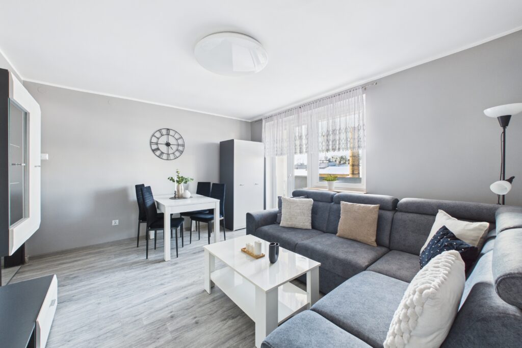 Mieszkanie 2 pokojowe z balkonem - zdjęcie 1