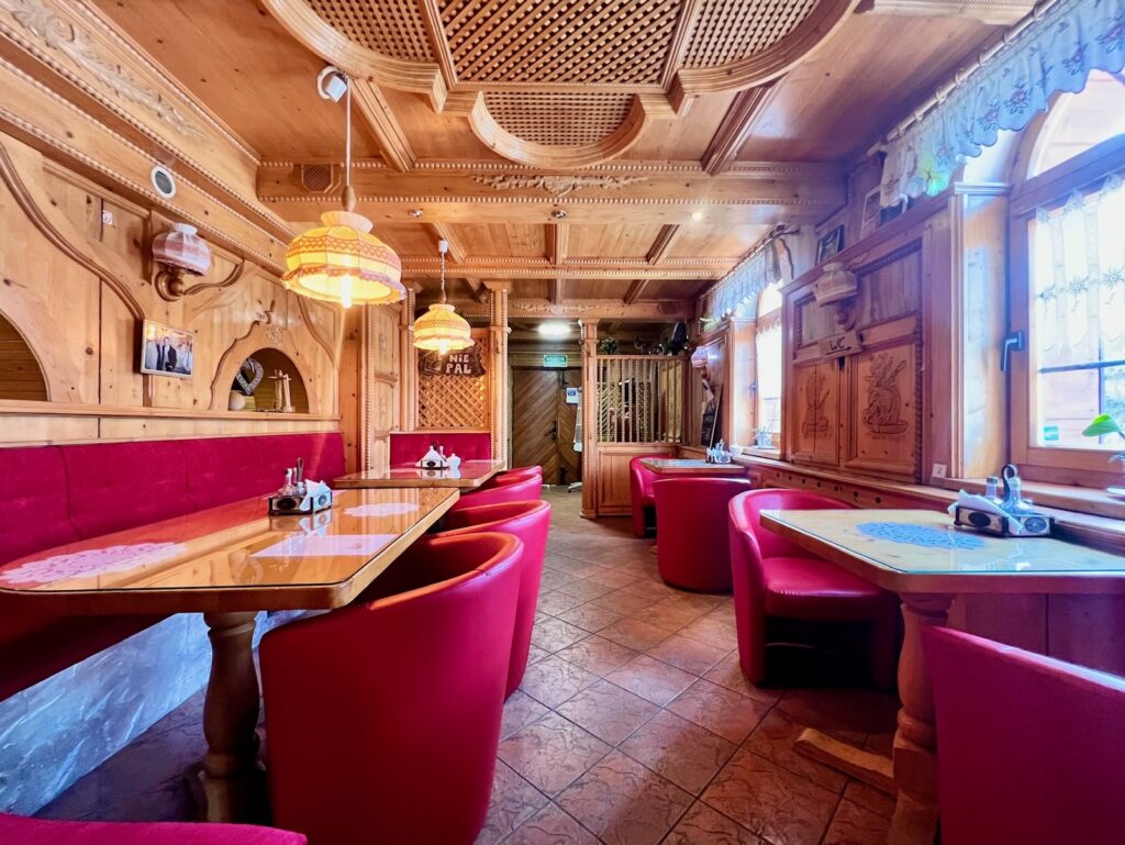 Wyjątkowy pensjonat z restauracją w sercu Beskidów - zdjęcie 1