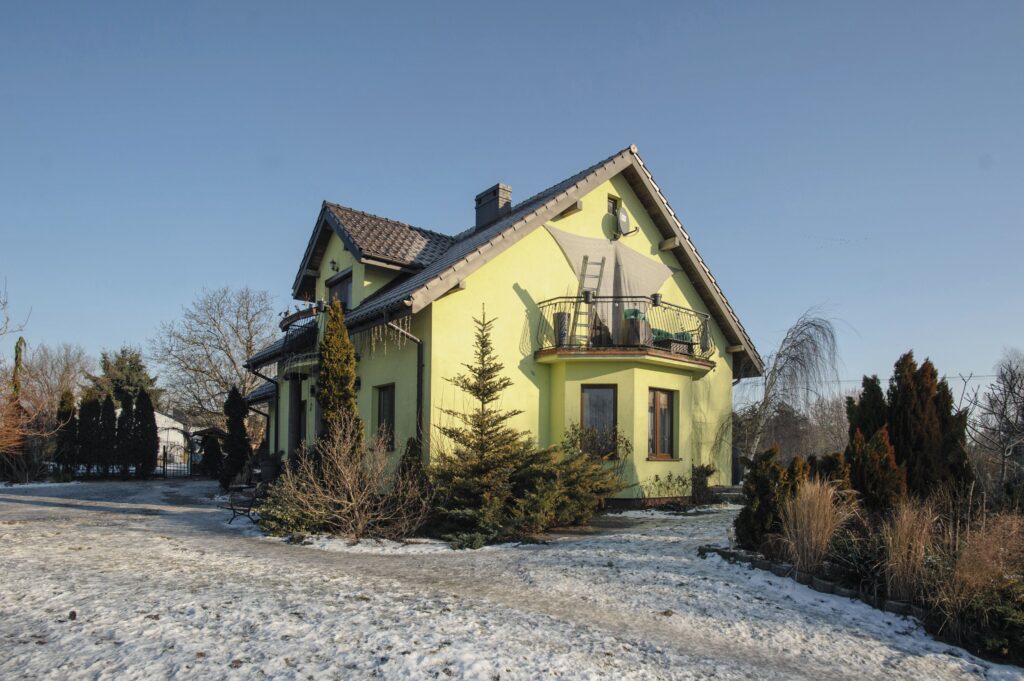 Wygodny dom w centrum - zdjęcie 18