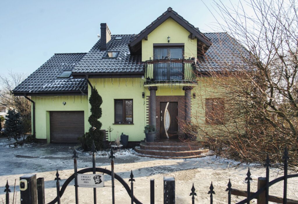 Wygodny dom w centrum - zdjęcie 23