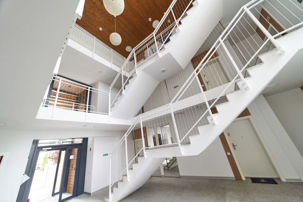 Apartament w Rydzewie z własną mariną - zdjęcie 8