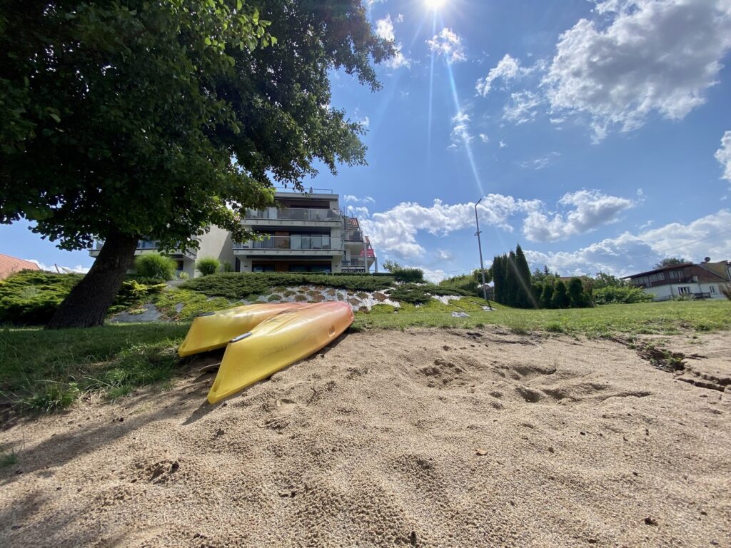 Apartament w Rydzewie z własną mariną - zdjęcie 10