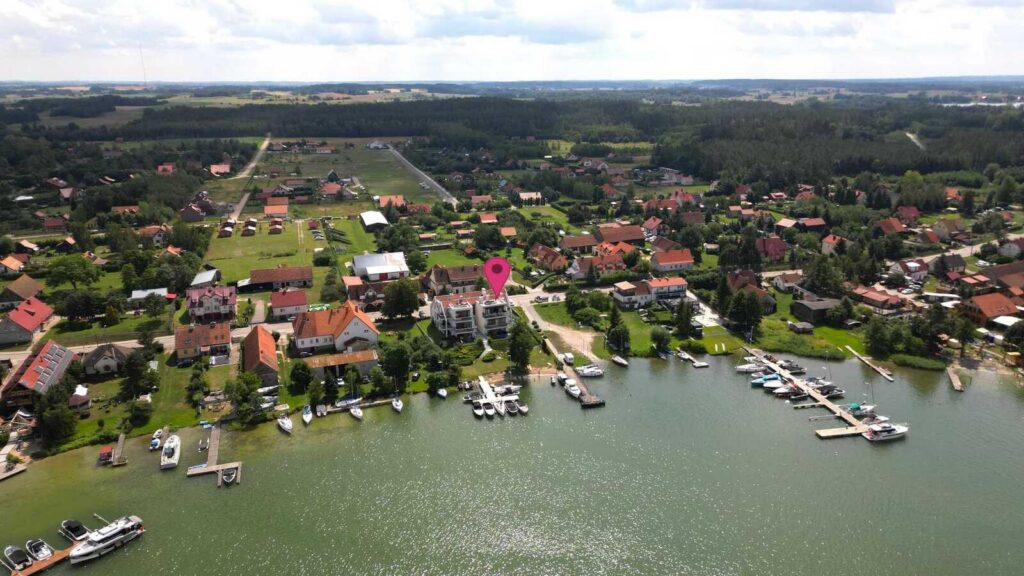 Apartament w Rydzewie z własną mariną - zdjęcie 30