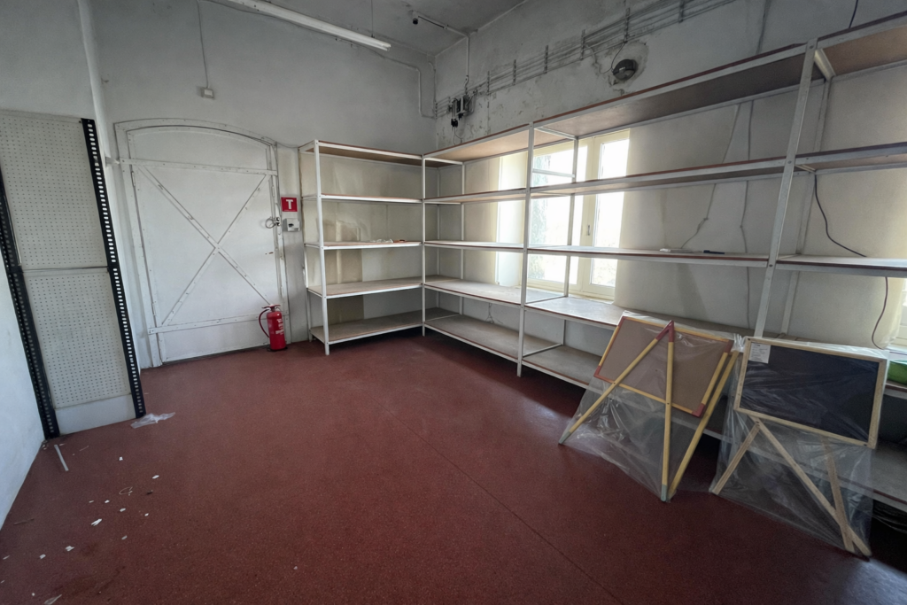 Sala taneczna, siłownia lub magazyn – Wilsona - zdjęcie 6