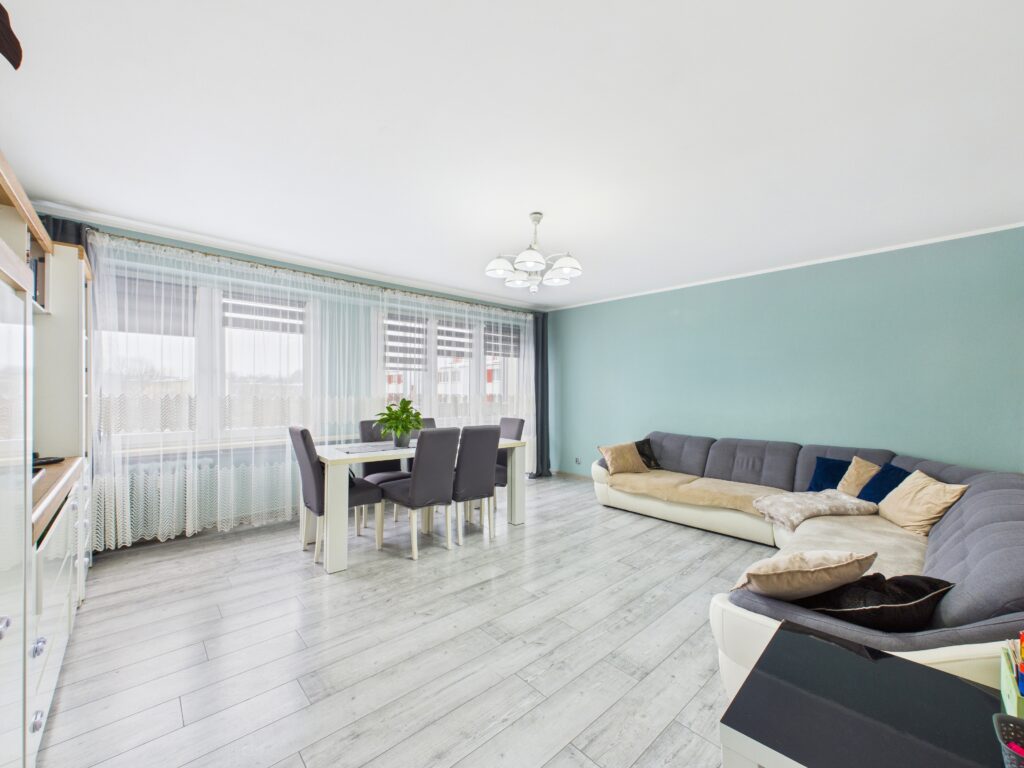 * 4 pokoje * winda * do wejścia * garderoba * - zdjęcie 1