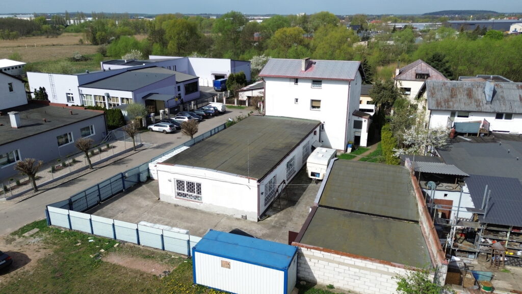 Hala 200 m2 z biurem - Pruszcz Gdański - zdjęcie 6