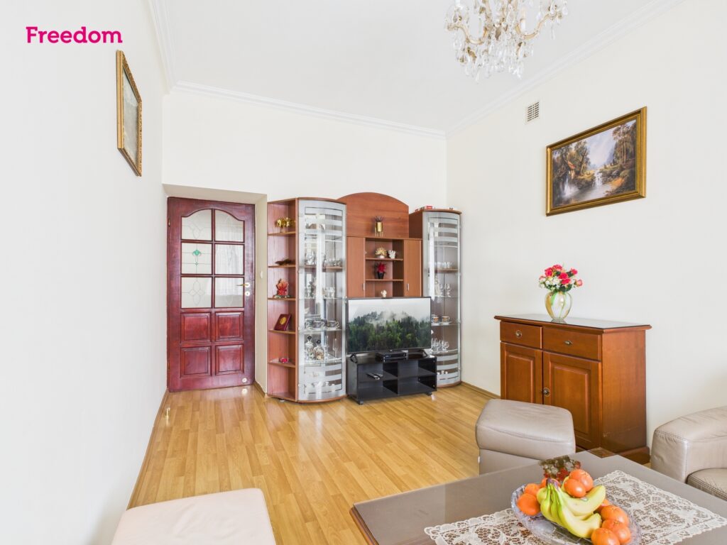 3-pokojowe mieszkanie w kamienicy | Wysokie sufity - zdjęcie 3